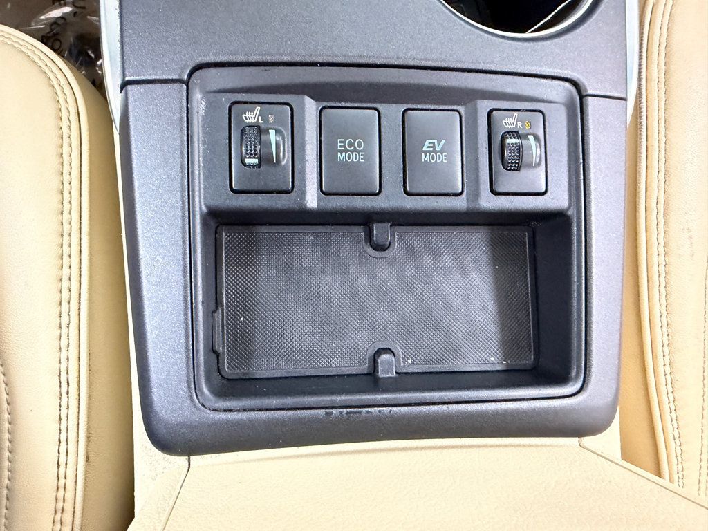 2017 Toyota Camry Hybrid XLE CVT - 23099071 - 30