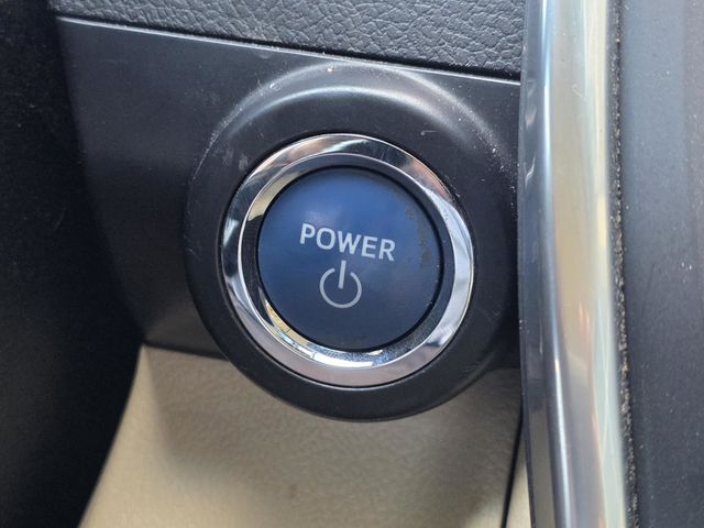 2017 Toyota Camry Hybrid XLE CVT - 23055512 - 16