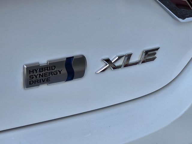 2017 Toyota Camry Hybrid XLE CVT - 23055512 - 28