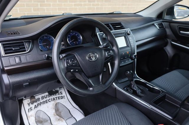 2017 Toyota Camry LE - 23040508 - 12
