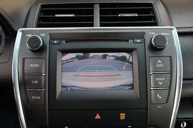 2017 Toyota Camry LE - 23040508 - 34