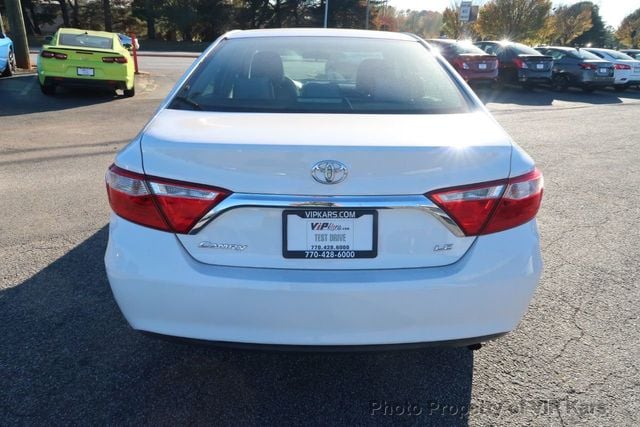 2017 Toyota Camry LE Automatic - 22180634 - 4