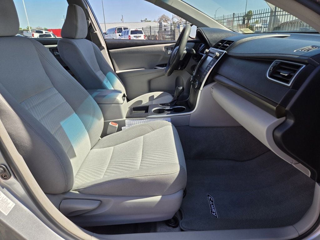 2017 Toyota Camry LE Automatic - 22917739 - 12