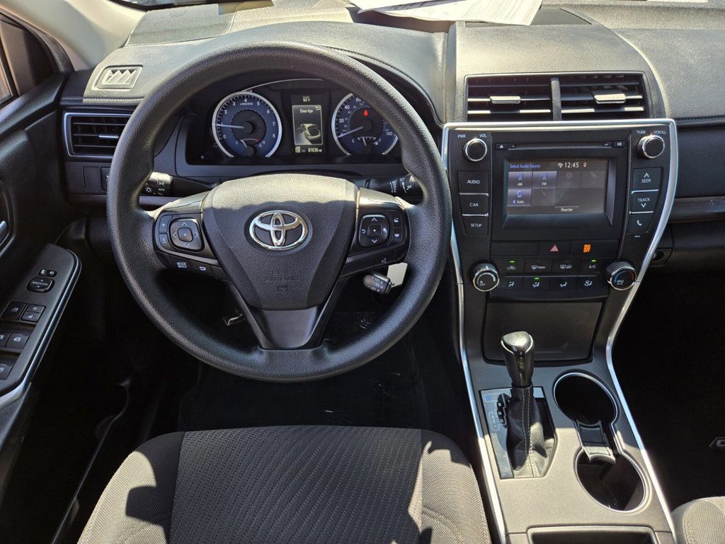 2017 Toyota Camry LE Automatic - 22942868 - 9