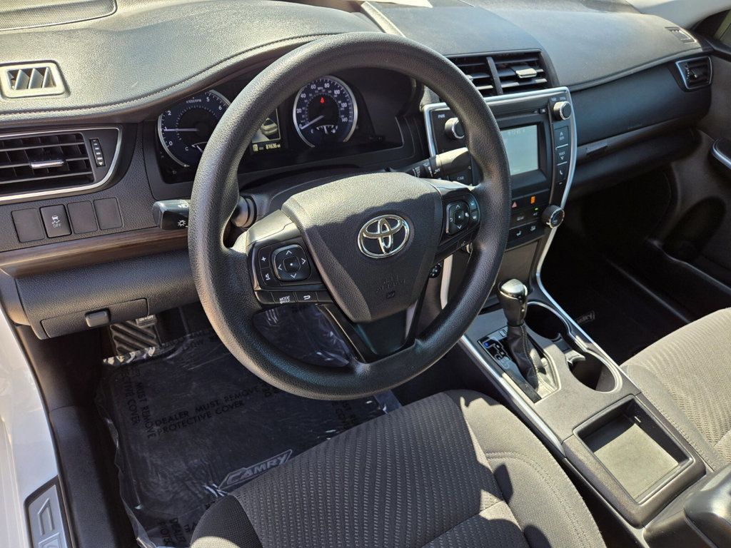 2017 Toyota Camry LE Automatic - 22942868 - 7