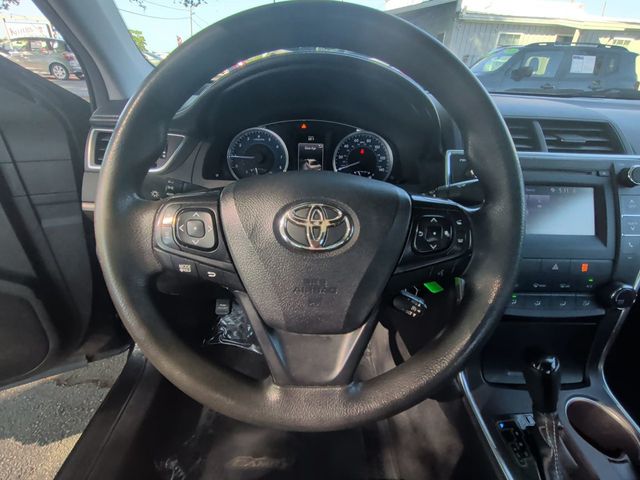2017 Toyota Camry LE Automatic - 23023537 - 14