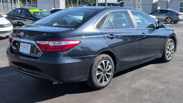 2017 Toyota Camry LE Automatic - 23023537 - 7