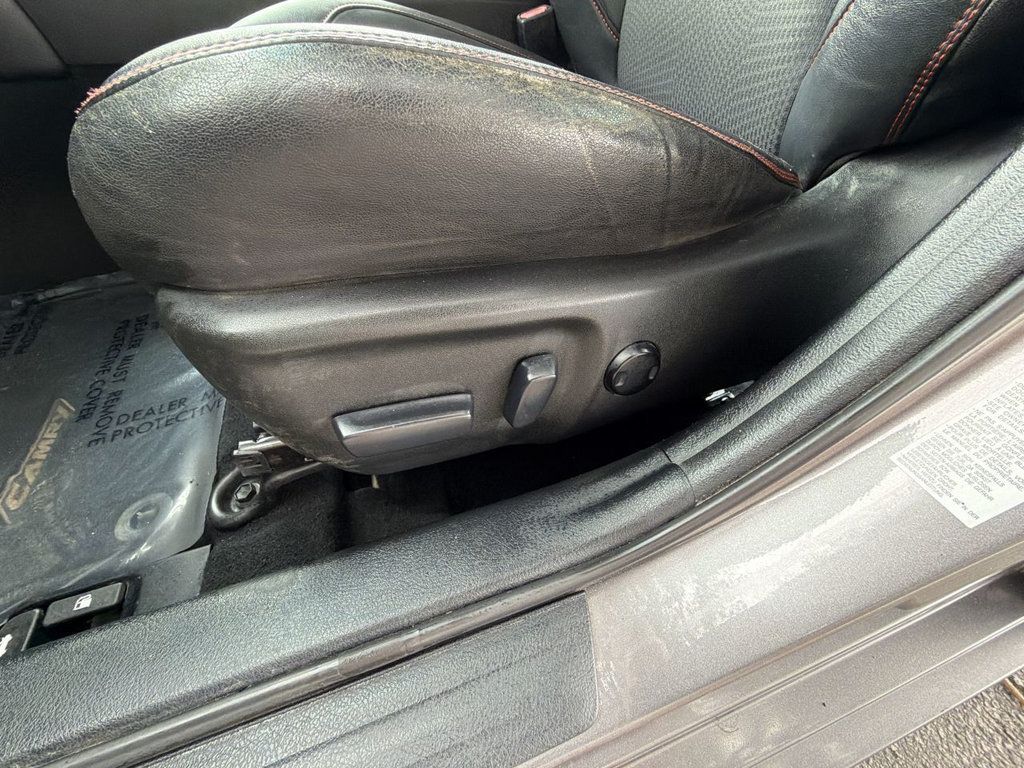 Toyota Camry photo 13