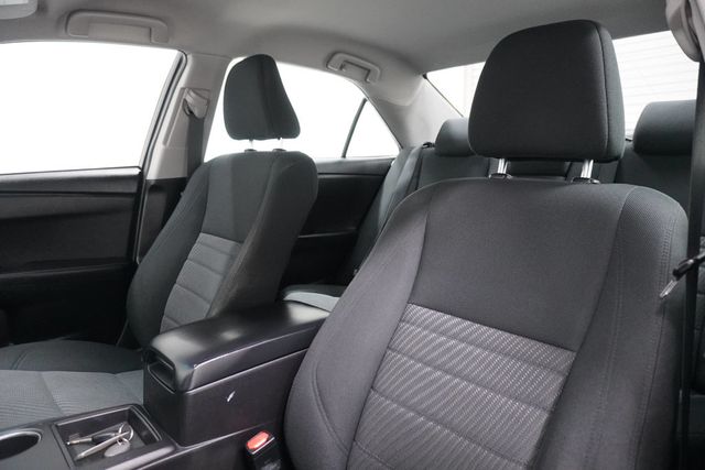 2017 Toyota Camry LE Automatic - 23018376 - 9
