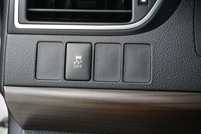 2017 Toyota Camry LE Automatic - 23018376 - 19