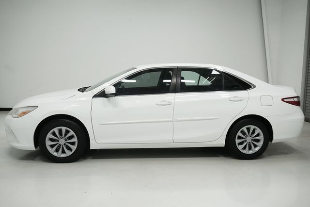 2017 Toyota Camry LE Automatic - 23018376 - 6