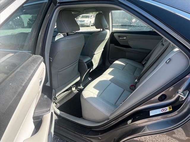 2017 Toyota Camry LE Automatic - 22549686 - 13