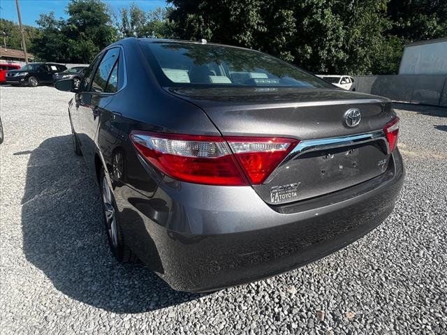 2017 Toyota Camry LE Automatic - 22549686 - 16