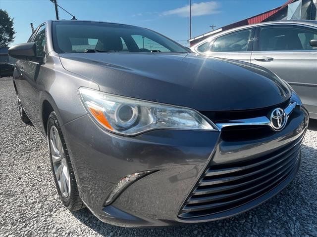 2017 Toyota Camry LE Automatic - 22549686 - 17