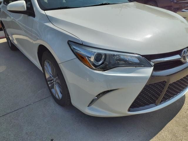 2017 Toyota Camry LE Automatic - 22578477 - 17