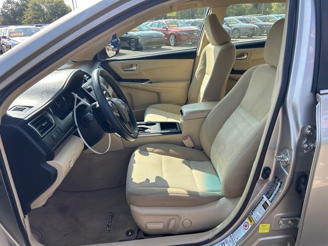 2017 Toyota Camry LE Automatic - 23075929 - 7