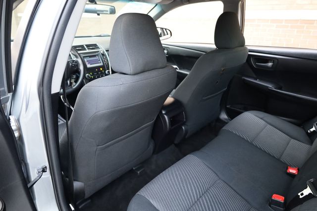 2017 Toyota Camry LE Automatic - 22932878 - 11