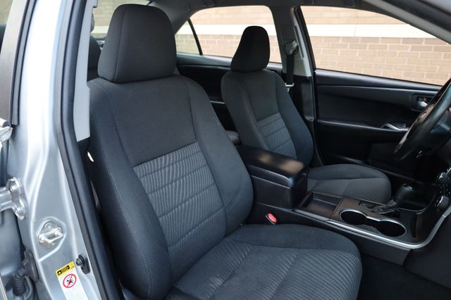 2017 Toyota Camry LE Automatic - 22932878 - 14