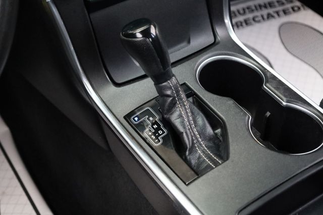 2017 Toyota Camry LE Automatic - 22932878 - 31