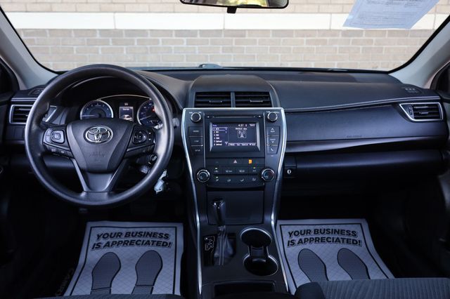 2017 Toyota Camry LE Automatic - 22939909 - 28