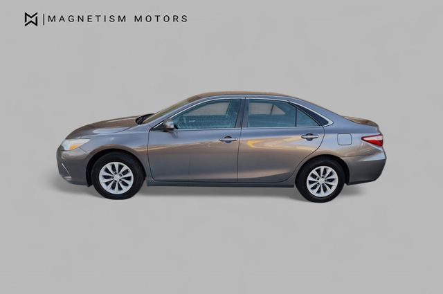 2017 Toyota Camry LE Automatic - 22939909 - 2