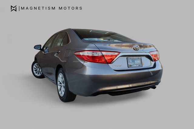 2017 Toyota Camry LE Automatic - 22939909 - 6