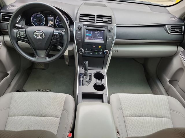 2017 Toyota Camry LE Automatic - 22973644 - 9
