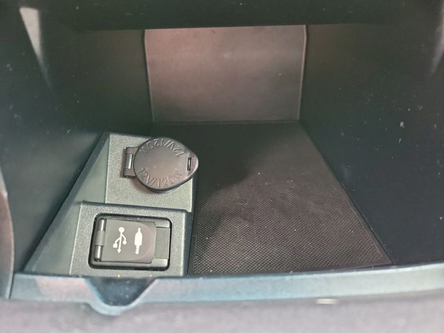 2017 Toyota Camry LE Automatic - 22973644 - 11