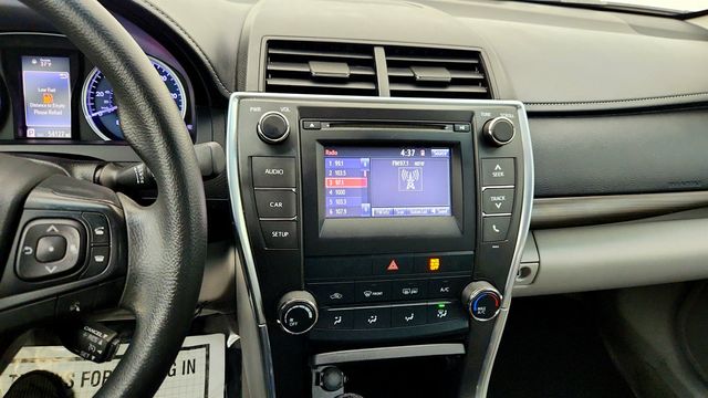 2017 Toyota Camry LE Automatic w/ LED Daytime Running Lights & Keyless Entry - 22999430 - 16