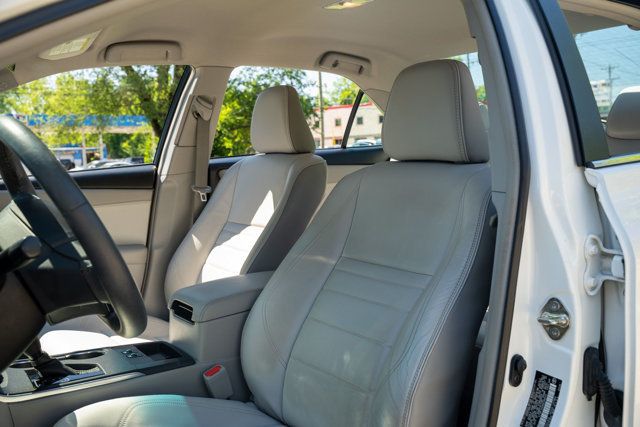 2017 Toyota Camry LocalTrade/XLE/HeatedLeatherSeats/JBLPremiumAudio/NAV - 23033163 - 18