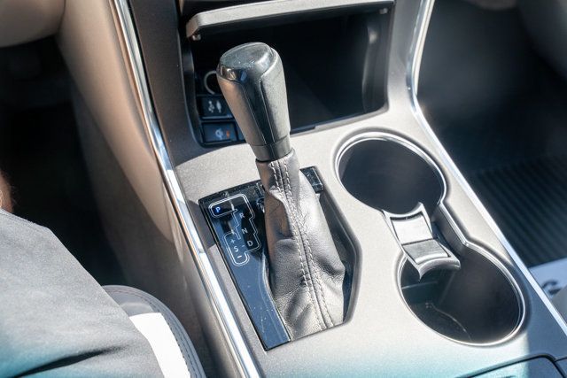2017 Toyota Camry LocalTrade/XLE/HeatedLeatherSeats/JBLPremiumAudio/NAV - 23033163 - 31