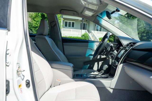 2017 Toyota Camry LocalTrade/XLE/HeatedLeatherSeats/JBLPremiumAudio/NAV - 23033163 - 42