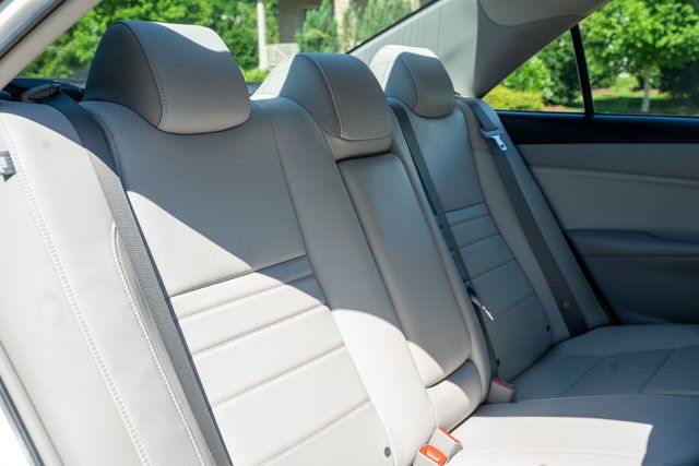2017 Toyota Camry LocalTrade/XLE/HeatedLeatherSeats/JBLPremiumAudio/NAV - 23033163 - 51