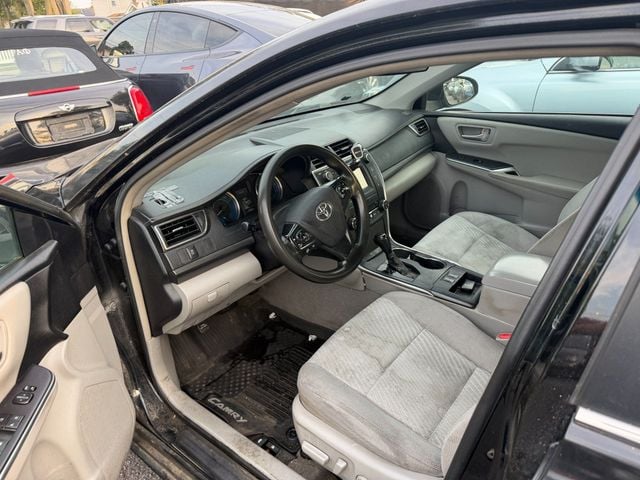 2017 Toyota Camry ONE OWNER, LE, HYBRID, BACKUP CAM, SMART STOP TECH, ENTUNE AUDIO - 23091333 - 2
