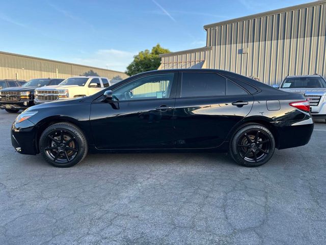 2017 Toyota Camry SE 4dr Sedan - 22951783 - 10