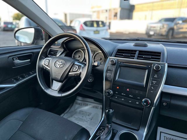 2017 Toyota Camry SE 4dr Sedan - 22951783 - 21