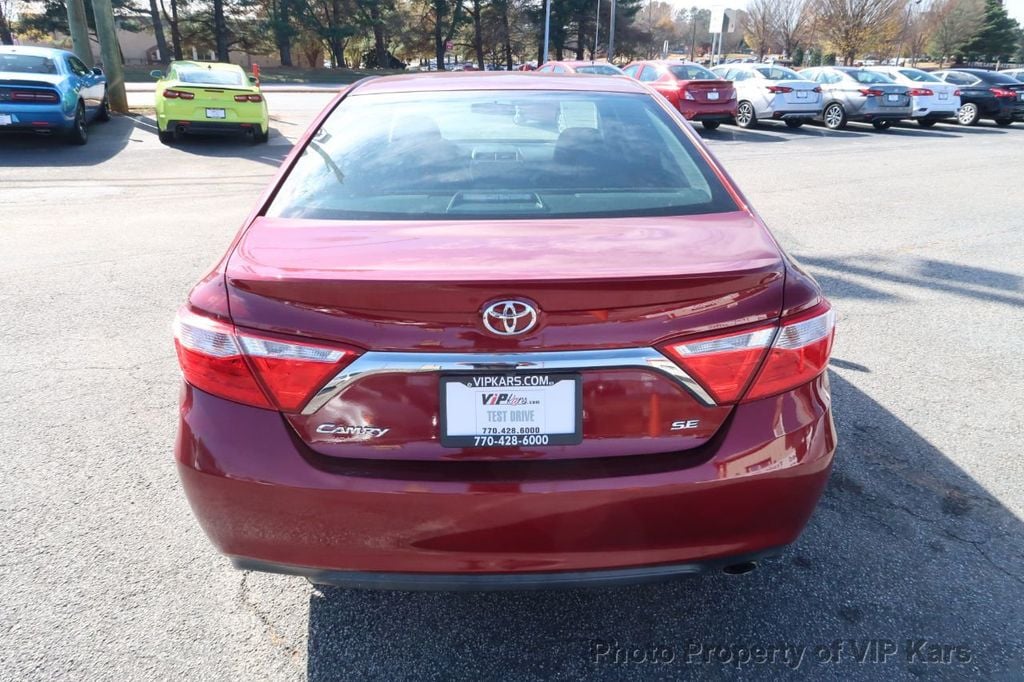 2017 Toyota Camry SE Automatic - 22011016 - 4