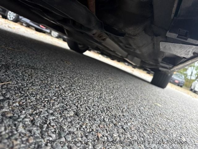 2017 Toyota Camry SE Automatic - 22941983 - 13