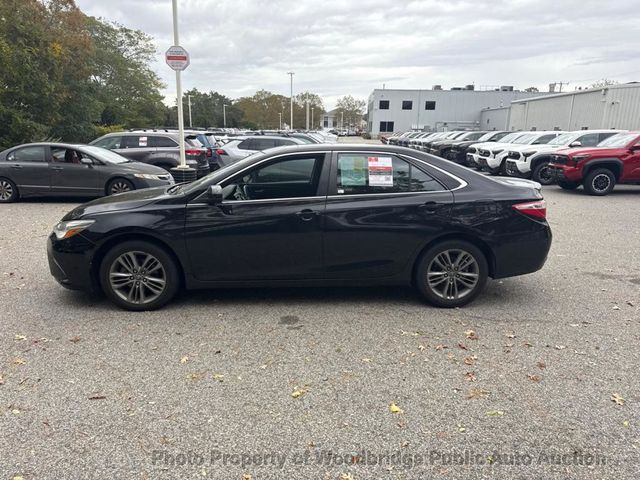 2017 Toyota Camry SE Automatic - 22941983 - 3