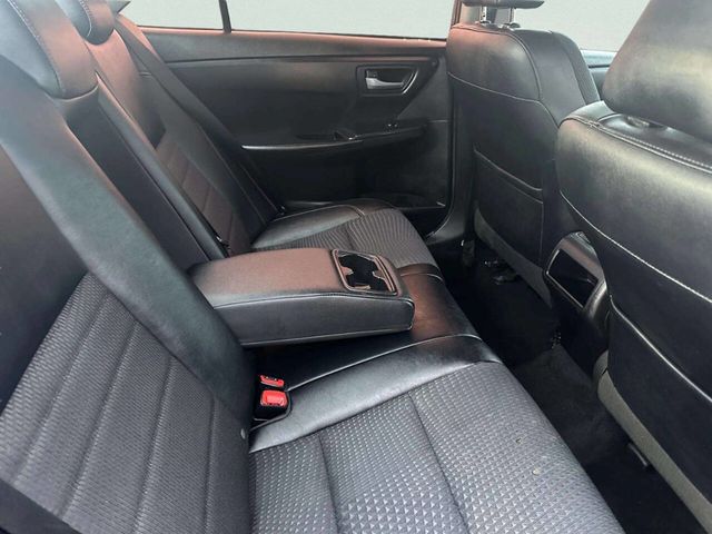 2017 Toyota Camry SE Automatic - 22962417 - 10
