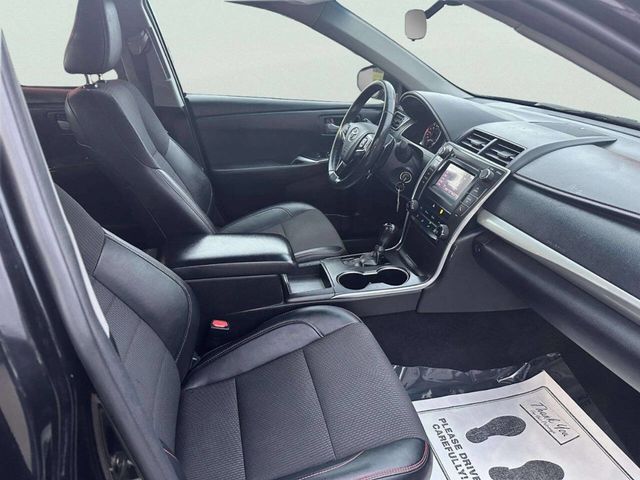 2017 Toyota Camry SE Automatic - 22962417 - 11