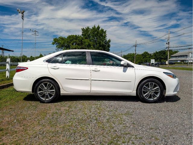 2017 Toyota Camry SE Automatic - 23057263 - 3