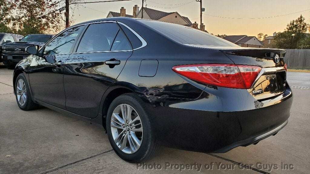 2017 Toyota Camry SE Automatic - 22716391 - 14