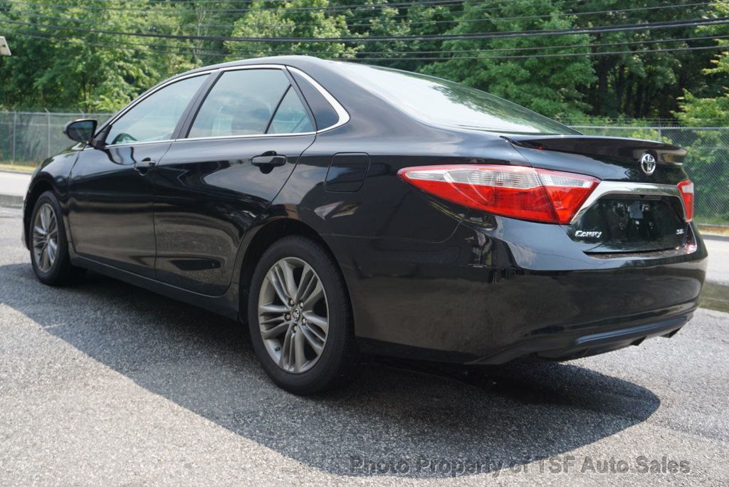 2017 Toyota Camry SE Automatic - 22491729 - 4