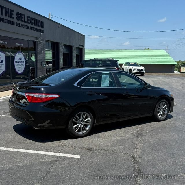 2017 Toyota Camry SE AUTOMATIC W/ENTUNE AUDIO 6.1 & 17'' ALLOY WHEELS - 23031082 - 15