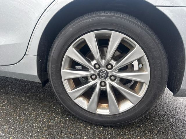 2017 Toyota Camry XLE Automatic - 23098116 - 13