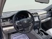2017 Toyota Camry XLE Automatic - 23046820 - 12