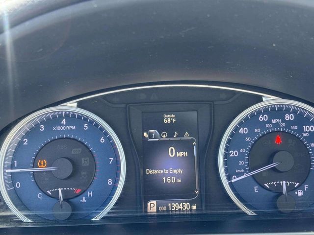 2017 Toyota Camry XLE Automatic - 23046820 - 31