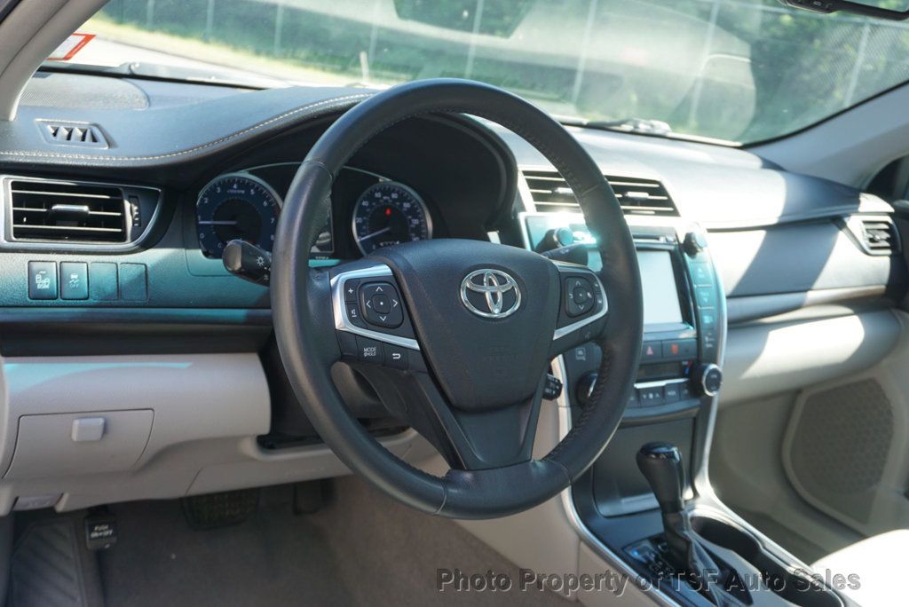 2017 Toyota Camry XLE Automatic NAVI REAR CAMERA HEATED SEATS SUNROOF LOW MILES  - 23045141 - 14