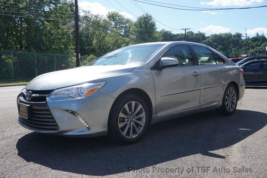 2017 Toyota Camry XLE Automatic NAVI REAR CAMERA HEATED SEATS SUNROOF LOW MILES  - 23045141 - 2